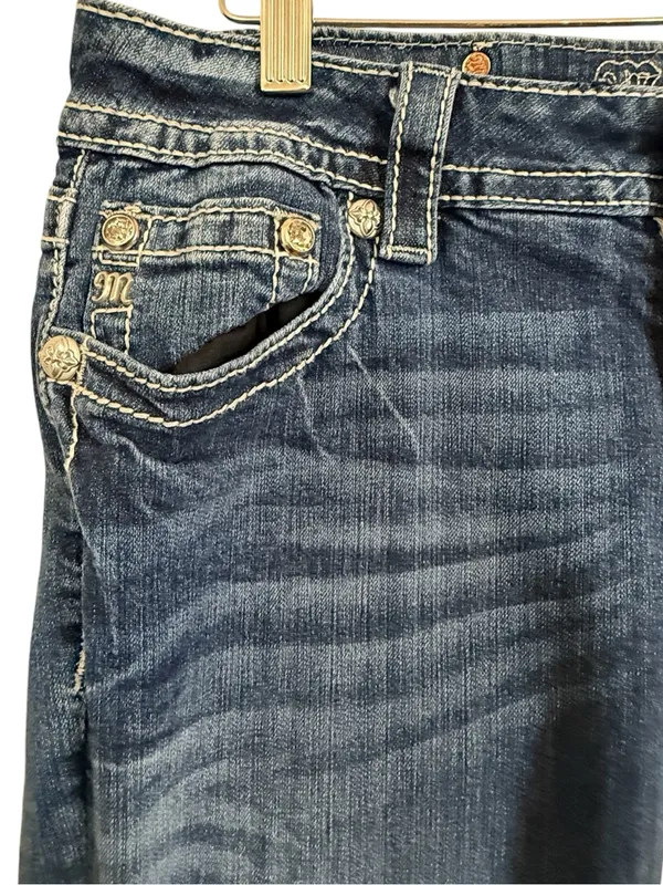 Miss Me Mid Rise Cuffed Capri Jeans Size 30 Angel Wings Embellished MP6377P - Image 3