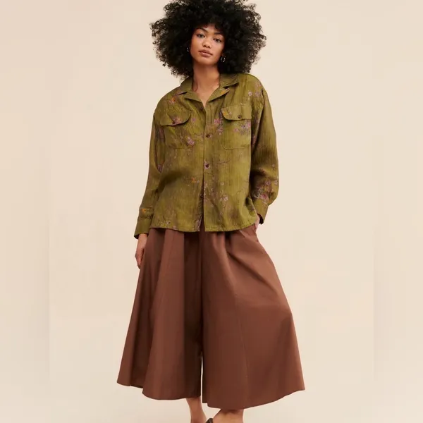 🌿 Trendy Free People Floral Moss Camp Shirt Top Greyed Olive Size: S (fits 6–8) - Image 4