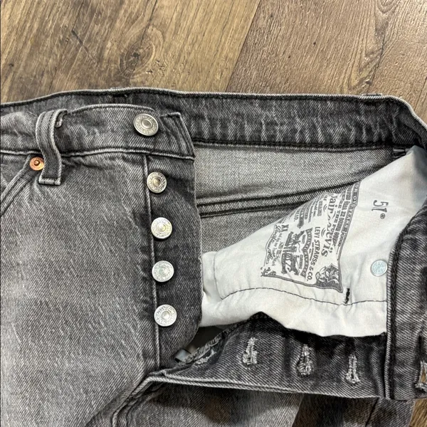 Levi's 501 Jeans Women 28x30 Grey Denim Original Fit Button Fly Stretch 5 Pocket - Image 9