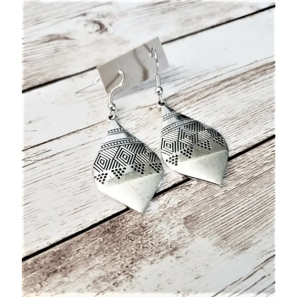 Patterned Silver Tone Dangle Earrings - Image 2