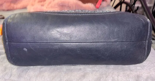 Coach navy blue shoulder canvas and leather bag - Image 4
