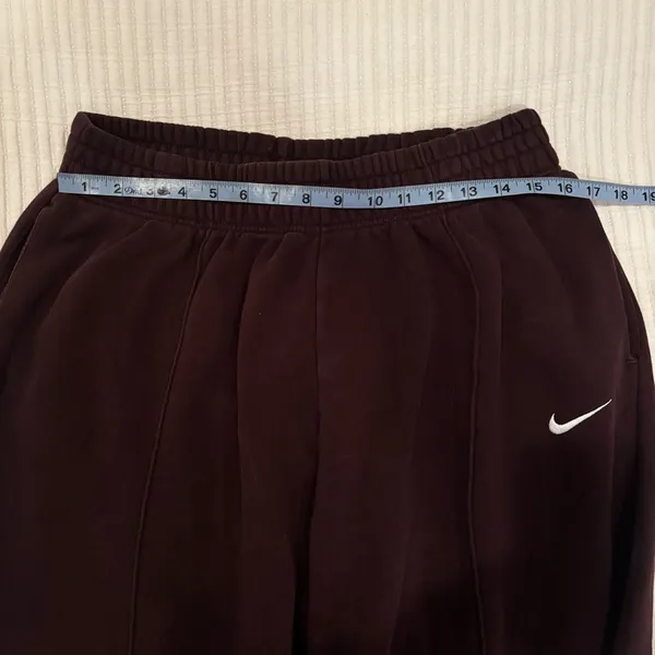 Nike Therma Fit Dark Maroon High Waist Women's Jogger Elastic Waist Size Large - Image 8