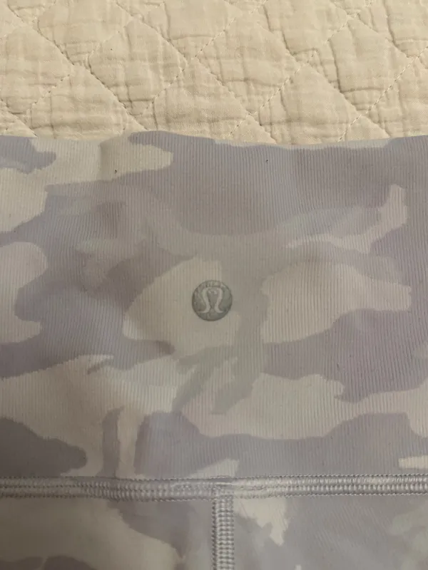 Lululemon Biker Shorts 6" High-Rise - Image 3