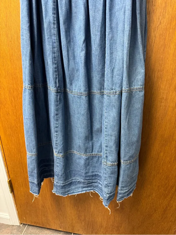 Free People Pretty in Pleats Indigo Blue Denim Raw Hem Midi Dress Medium $148 - Image 9