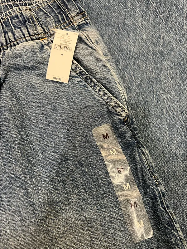 Gap Jeans - Image 4