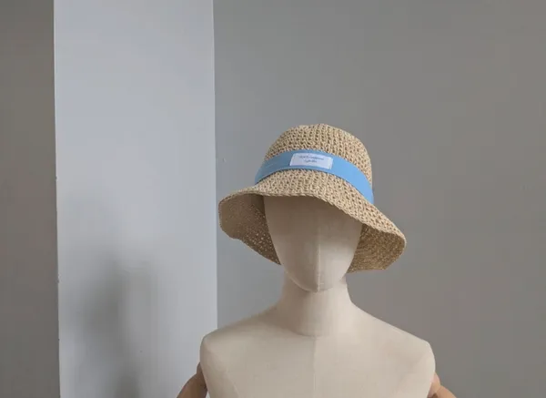 Dolce and Gabbana straw hat - Image 3