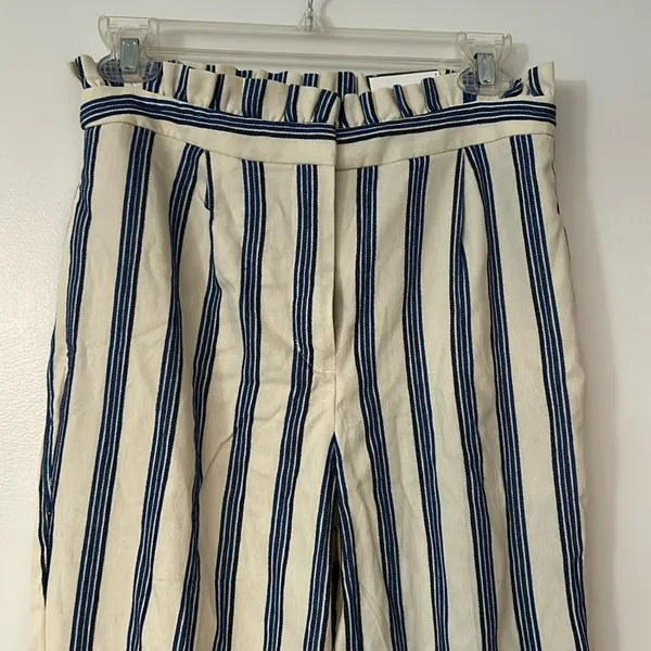 NWT Express High Rise Paperbag Ankle Pants Cream Blue Stripe Size 4 - Image 3
