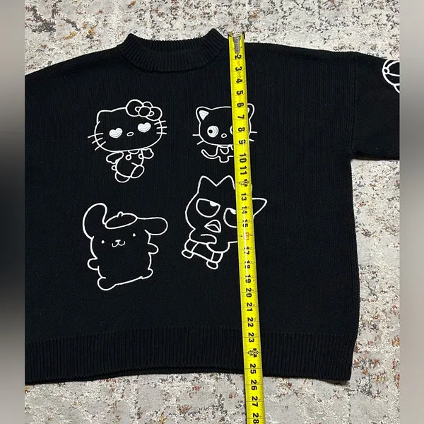 Hello Kitty and Friends x Forever 21 Collab Black Character Sweater size Medium - Image 9