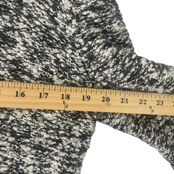 WindiRiver Women's Size Medium Black White‎ Knit Full Zip Cardigan Sweater - Image 8