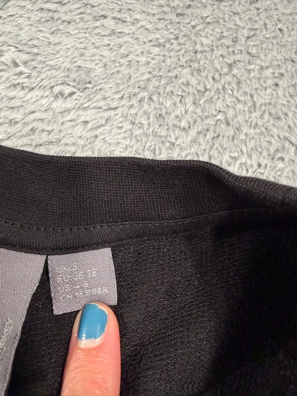 Sweaty Betty Cropped Black Long Sleeve Sweatshirt 4-6 small - Image 3