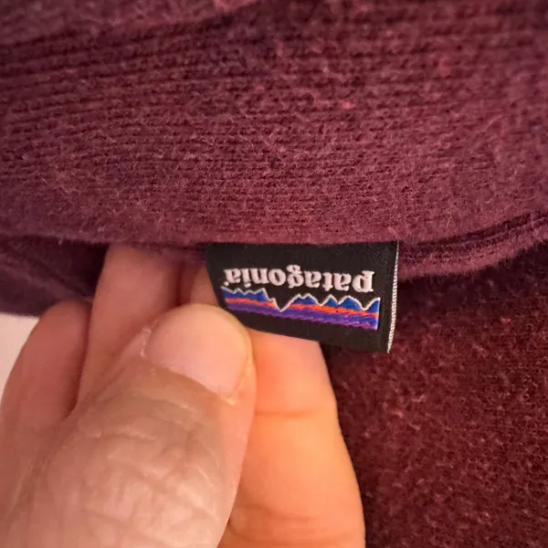 Patagonia P-6 Logo Uprisal Hoodie Women’s M Burgundy Pullover Sweatshirt - Image 5
