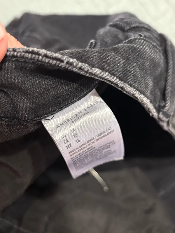 American Eagle Jean Shorts - Image 3