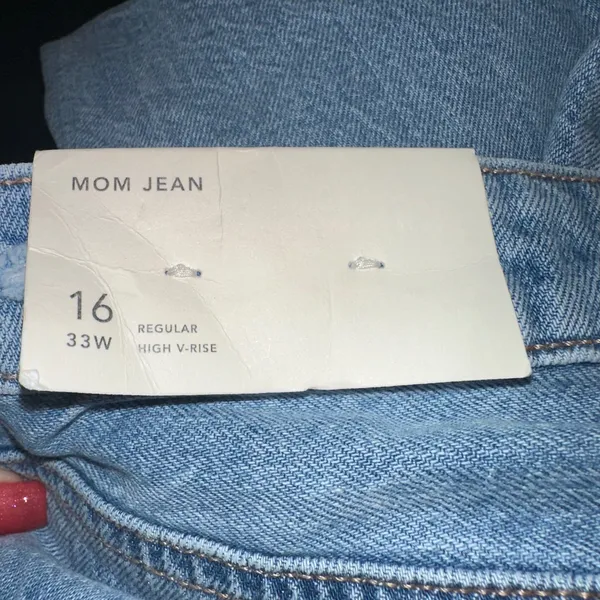 American Eagle Outfitters Mom Jeans High‎ Rise "blown out blue" Wash Size 16 - Image 2