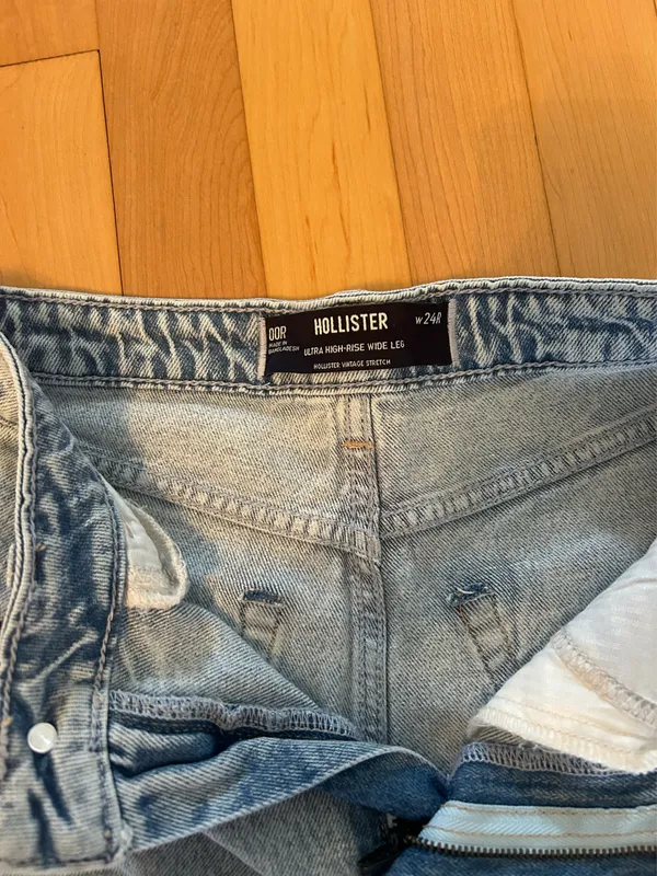 Hollister Wide-Leg Jeans High-Rise - Image 4