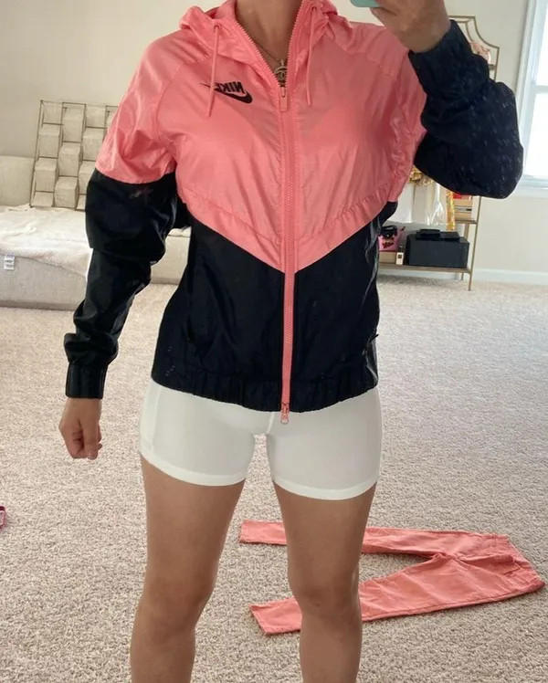 Nike wind proof jacket. Xs-s - Image 13