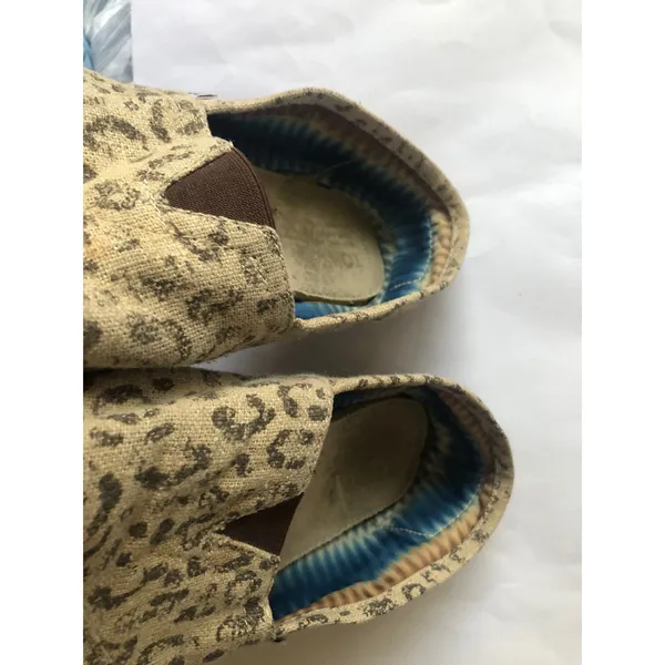 women’s Flats slip on shoes size W8 - Image 6