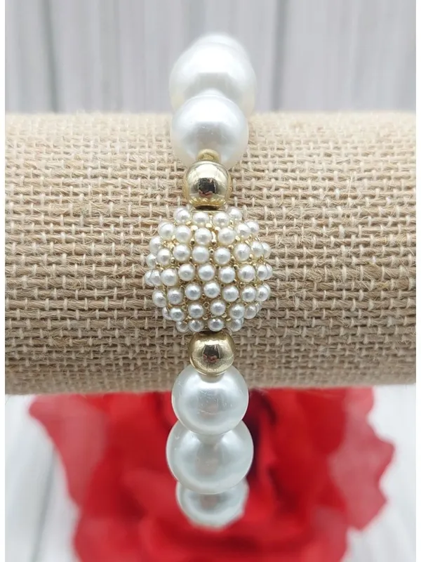 Faux Pearl Crystal Stretch Bracelets Lot of 2 Gold Tone Rhinestone Bridal - Image 8