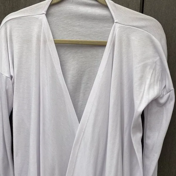ALO Yoga White Wrap‎ - Image 2