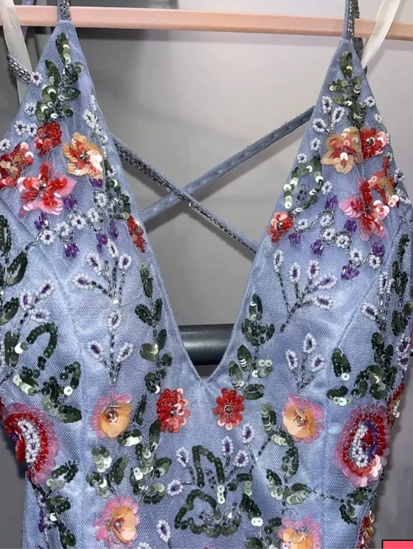 Beautiful size 8 evening gown - Image 3