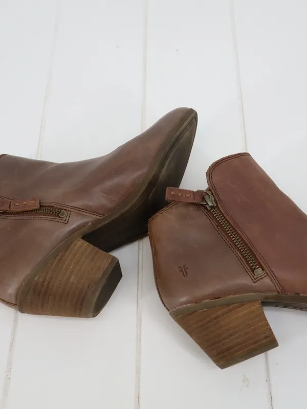 Frye Judith Double Zip Leather Ankle Boots 6.5M Brown Western Boho Block Heel - Image 9
