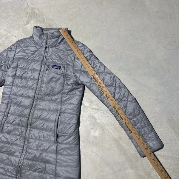 PATAGONIA Women's Radalie Insulated Parka Grey Size Small Reg $199 MSRP Puffer - Image 7