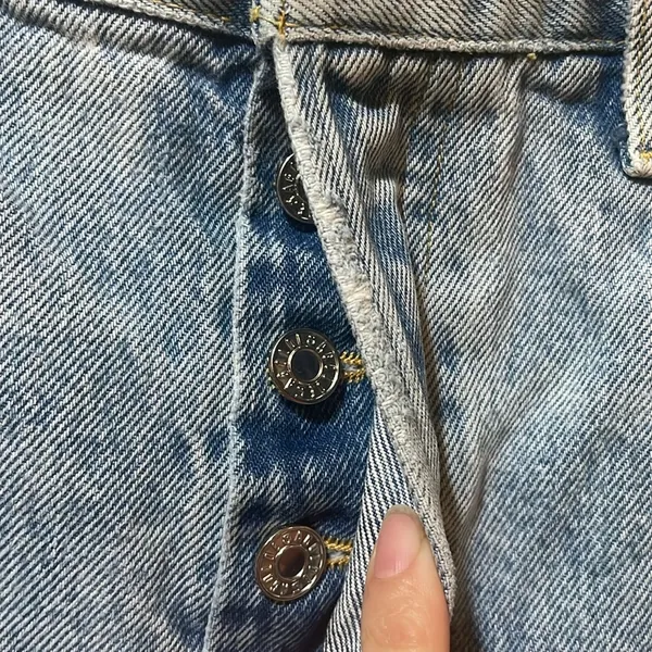 Womens Agolde Parker Vintage Cut Off Short in Swapmeet - Image 7