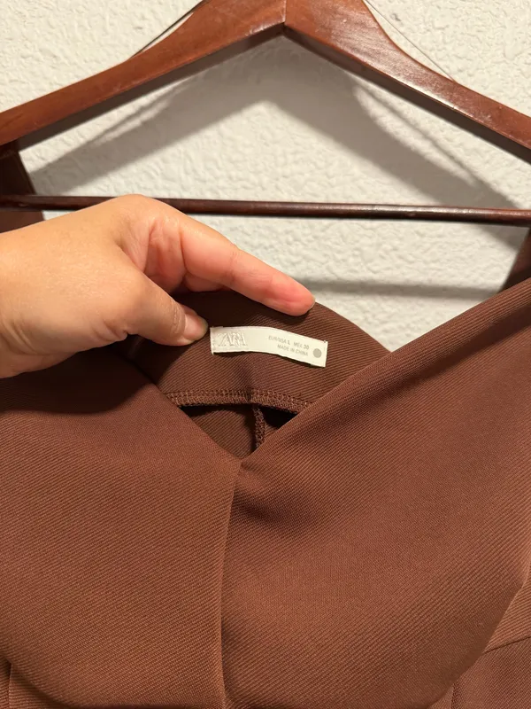 Zara Brown Off-Shoulder Top   - Image 4