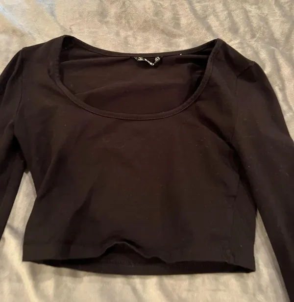 SheIn Long Sleeve - Image 2