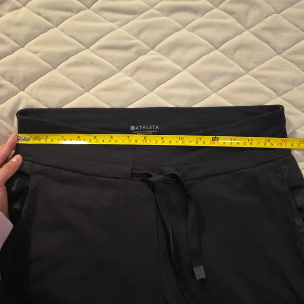 Athleta shorts - Image 7