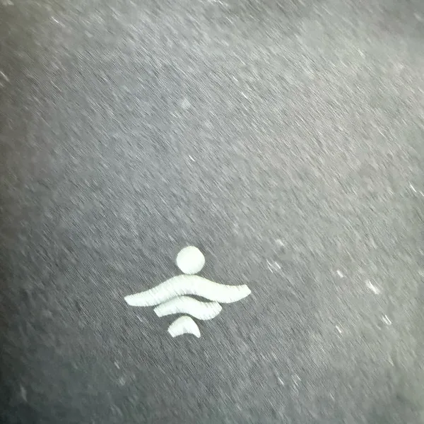 HALARA Black High-Waist Athletic Leggings with Side Pockets - Image 9