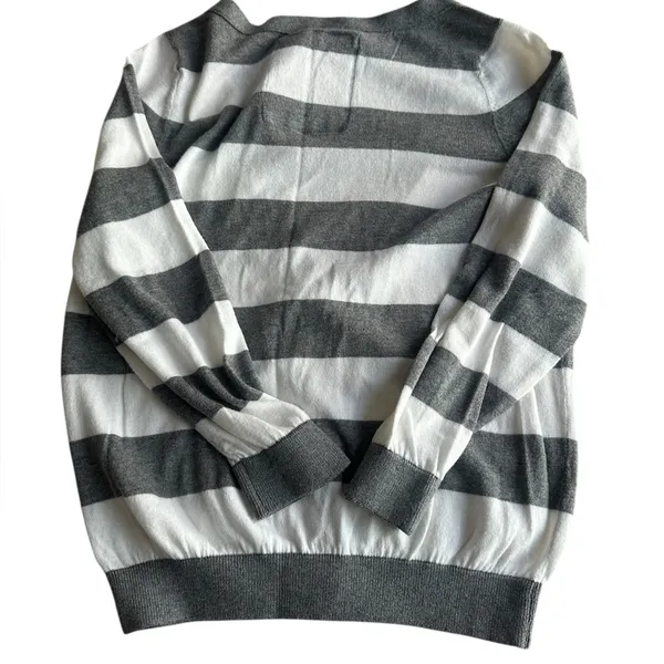 Y2K Hollister Gray and‎ White Striped V-Neck Button Cardigan Size Large Preppy - Image 4