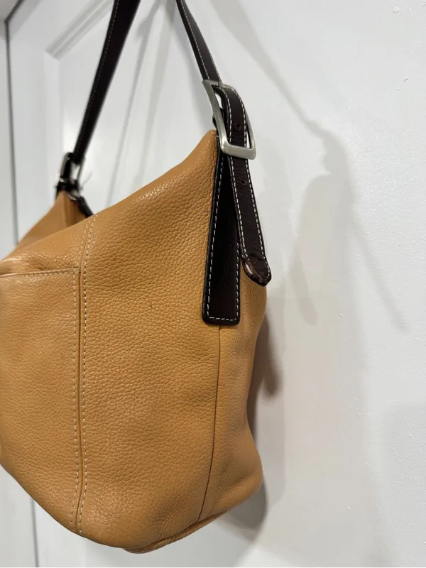 Tignanello Camel Tan Soft Leather Zipper Closure East West Shoulder Bag - Image 3