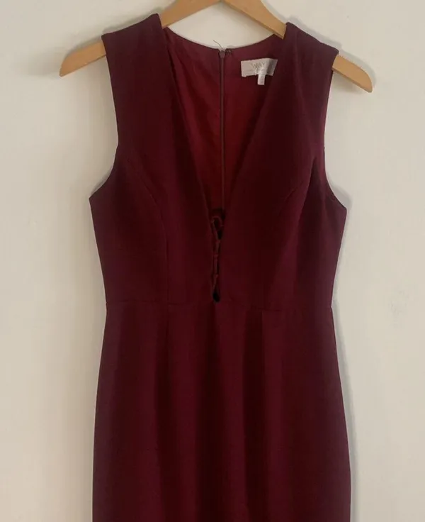 WAYF The Casey Plunge Neck Sleeveless Long Dress Burgundy Small! - Image 3