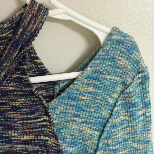 We The Free People Cold Shoulder Ribbed Knit‎ Space Dye Top Blue Purple Small - Image 8