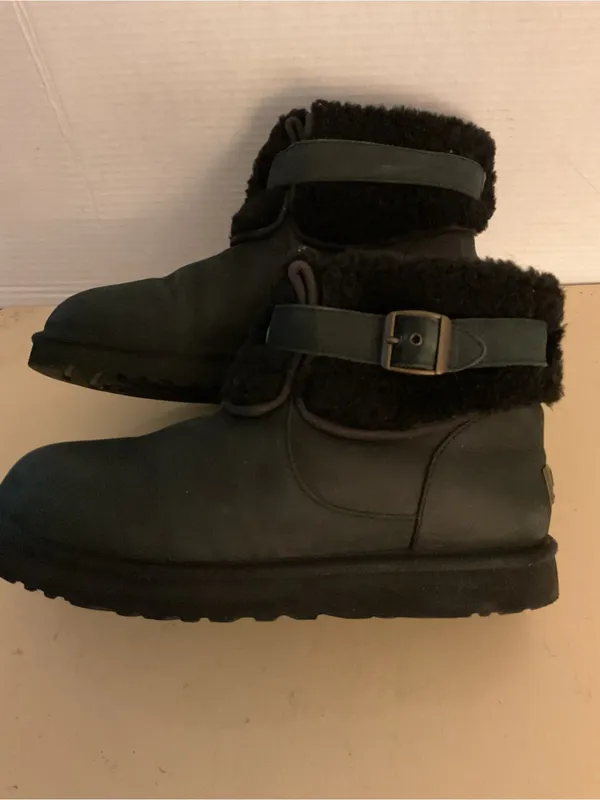 UGG women Black leather shearling shirt classic boots US 10 - Image 10