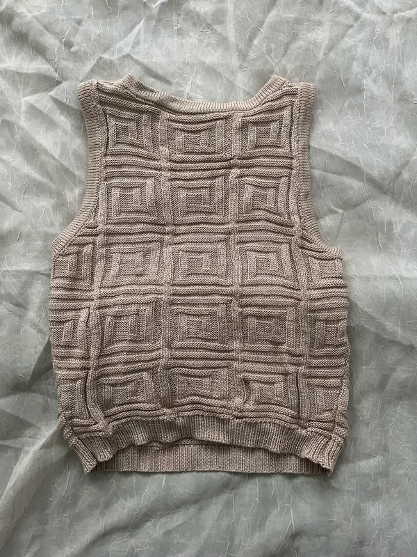 Women’s Tan Knitted Cropped Sweater - Image 2