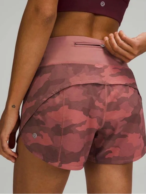 Lululemon Speed Up Mid-Rise Short 4" Heritage 365 Camo Brier Rose Multi size 8 - Image 4