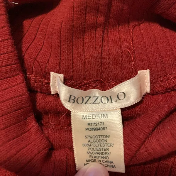 Women's Red Long Sleeve Top Bozzolo Turtle Neck Crop Top Medium EUC - Image 2