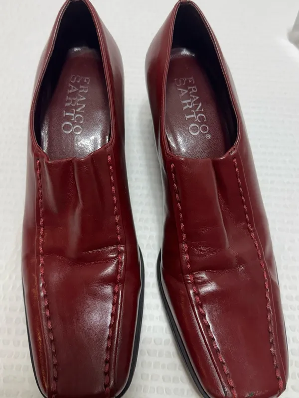 Vintage Franco sarto Women's Burgundy faux Leather Mid-Heel Loafers - Image 8
