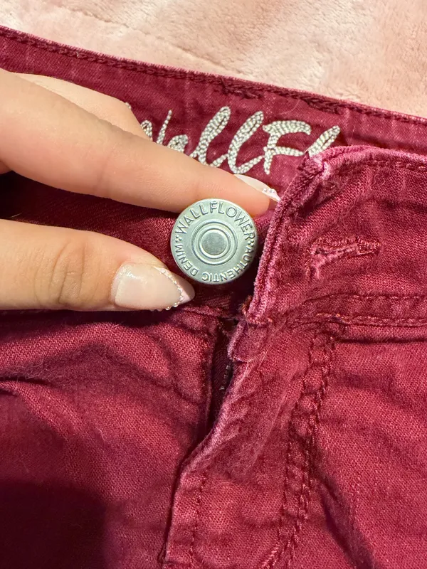 Wild Flower burgundy denim shorts with design on back pocket - Image 3