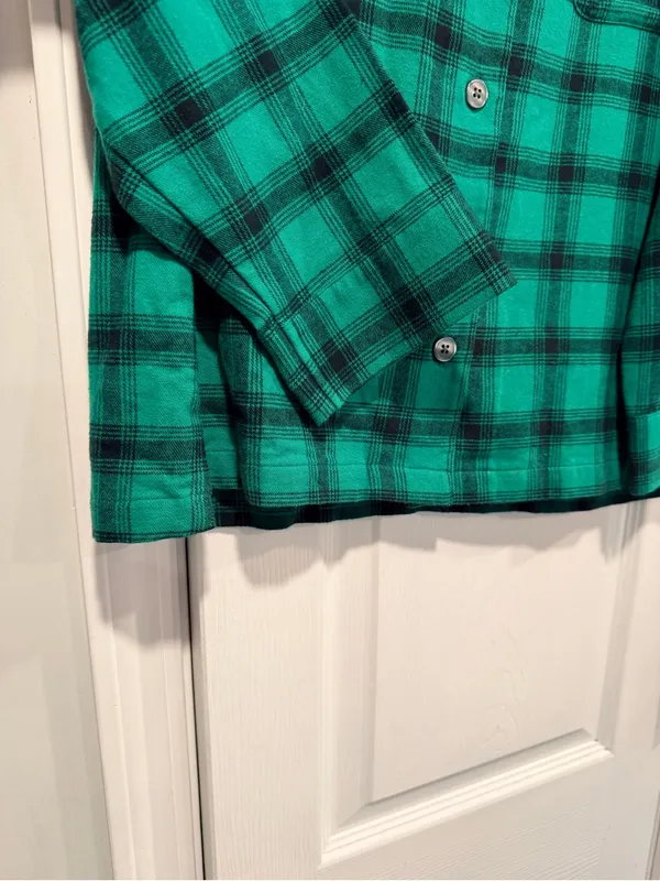 L.L.Bean Size SP Green Plaid Flannel Pajama Top Button Front 100% Cotton Pocket - Image 6