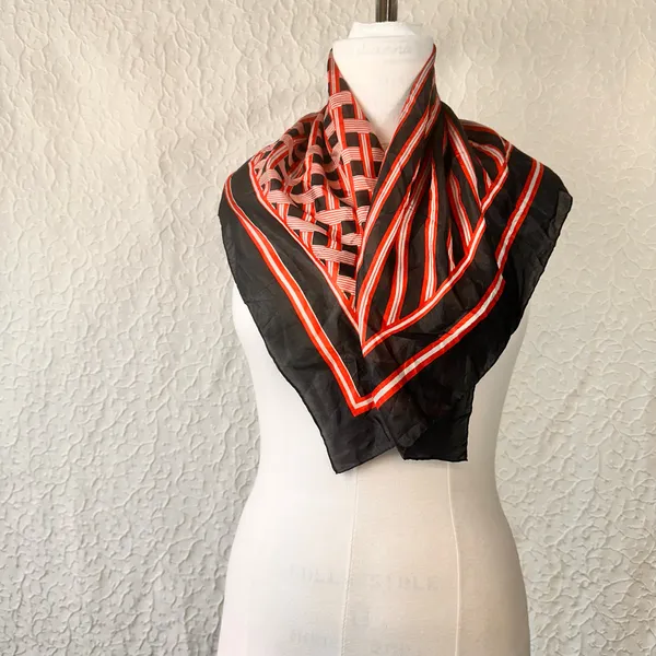 Vintage Triangle Silk Scarf 28x29 Lightweight Geometric Soft Head Cover - Image 6