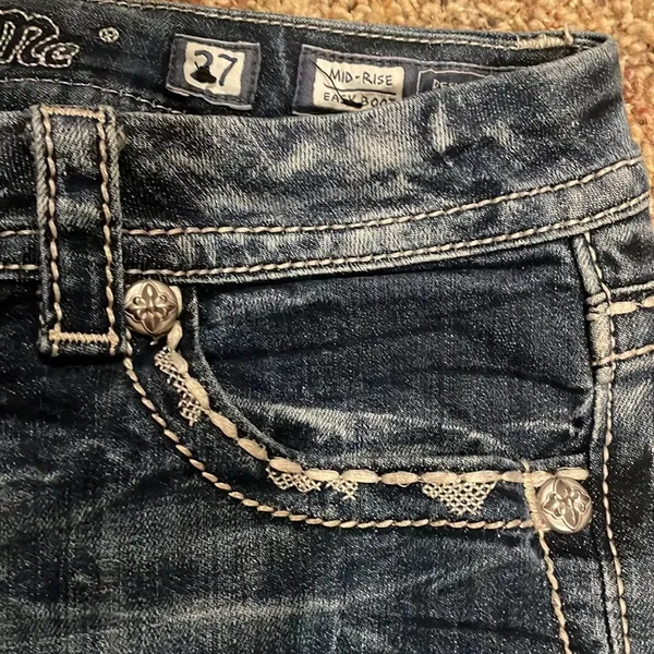 Miss me mid rise easy boot jeans size 27 - Image 9