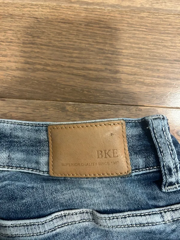 BKE Stella Mid-Rise Jeans Skinny Buckle - Image 6