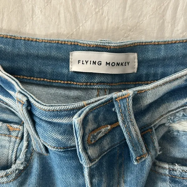 Vervet Flying Monkey Two Tone Light Wash Straight Leg Jeans - Image 2