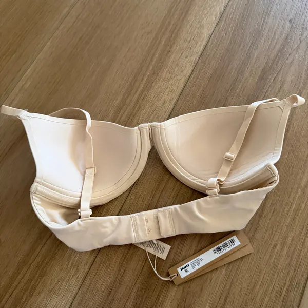 New skims bra 32c - Image 2