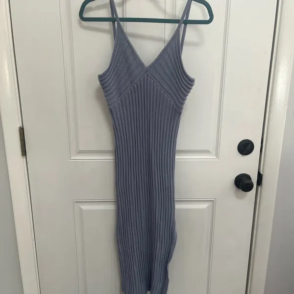 Indikah sweater dress size large blue sparkly , side slit‎ open back - Image 3