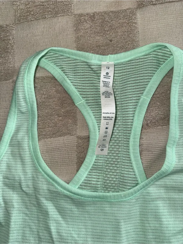 NWT Lululemon Run: Swiftly Racerback‎ size 12 - Image 4