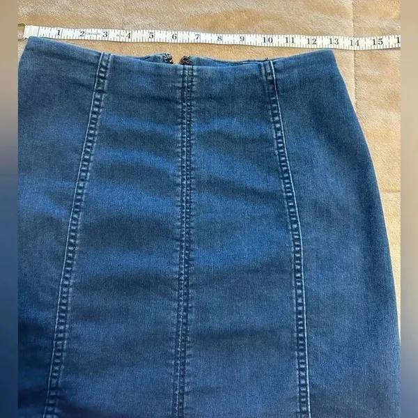 Free People Jean Skirt Size 6 Blue Denim - Image 3