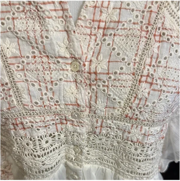 Size Small Anthropologie Boho Lace Peplum Top – Ivory/Cream - Image 3